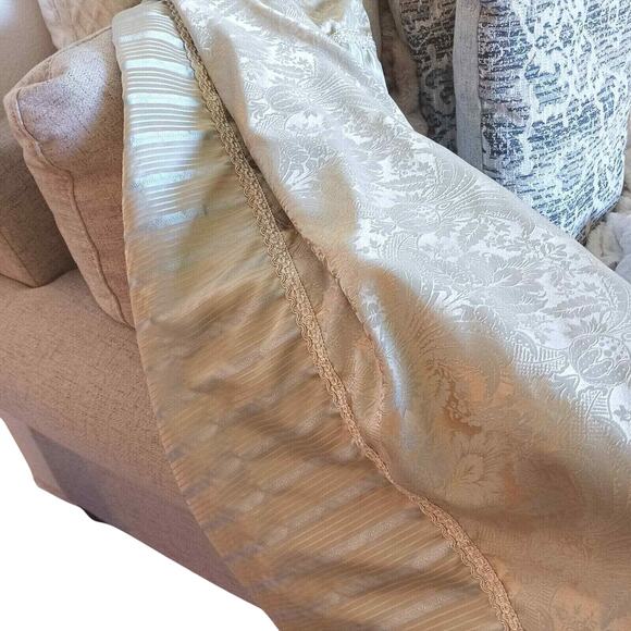 Baroque Satin Throw Blanket 55" x 47" Rope Edging Light BLUE Gold Stripe Elegant - Picture 3 of 14